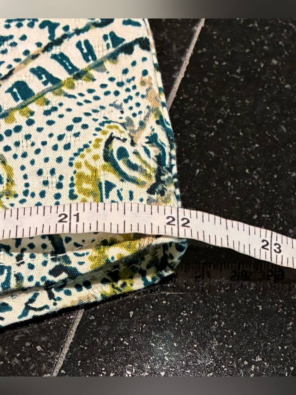 Roan+Ryan Blouse Split V Neck 3/4 Button Cuff Sleeve Green Multi Floral SZ. Med - Picture 11 of 13